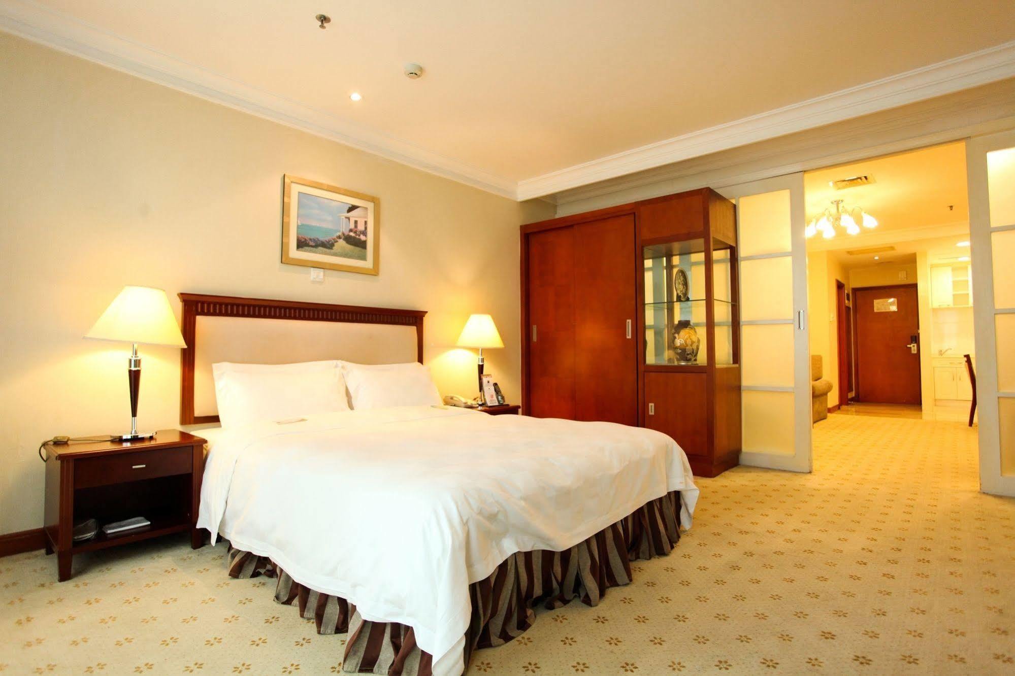 Shenzhen Dongmen Metropark Suites Hotel Exteriör bild