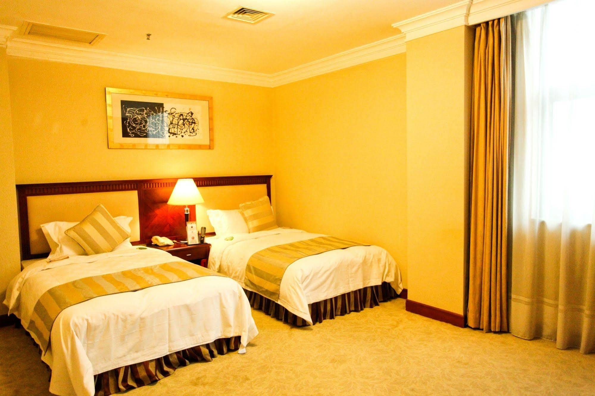 Shenzhen Dongmen Metropark Suites Hotel Exteriör bild